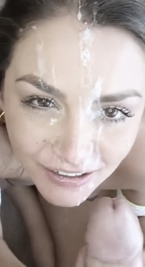 Whore Begs For A Facial